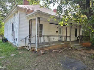 124 Academy St, Roxboro, NC 27573