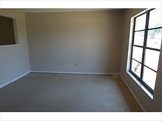 3rd image of 160 W Towne Pl
