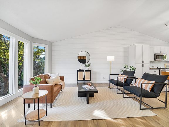 5th image of 4007 E Windsong Ave