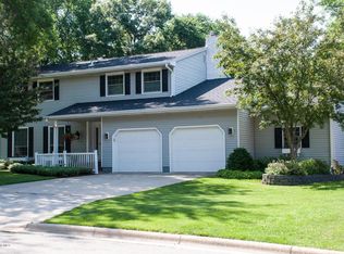 1110 19th St NE, Rochester, MN 55906