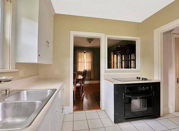 2nd image of 6347 Elkhardt Ln