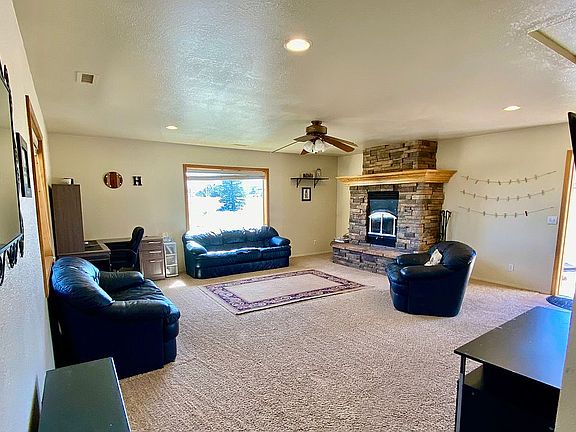 Spacious Family Room
