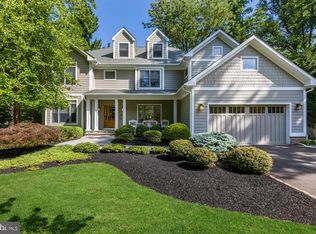 72 Knoll Dr, Princeton, NJ 08540