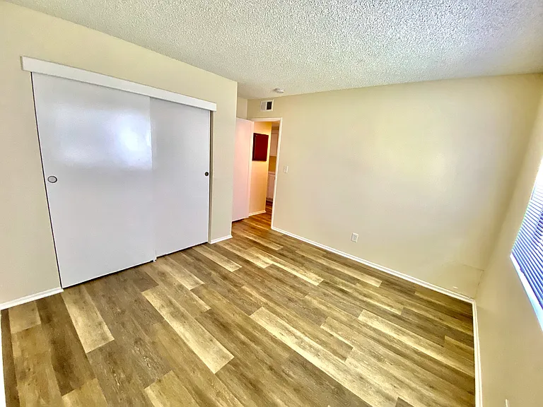 2908 E South St #1 — Photo 14