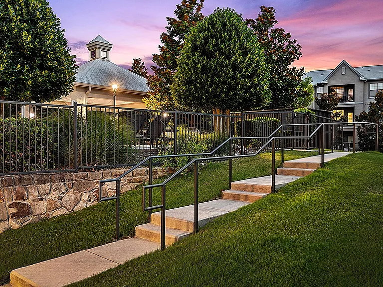 Stonebriar Pines — Photo 25