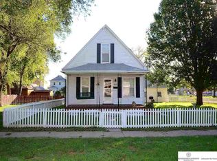 8103 N 29th St, Omaha, NE 68112