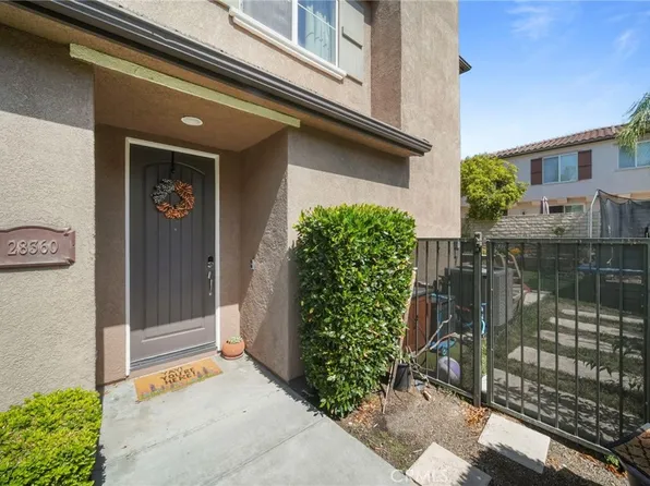 28360 Mirabelle Ln, Santa Clarita, CA 91350