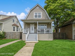 6308 W Addison St, Chicago, IL 60634