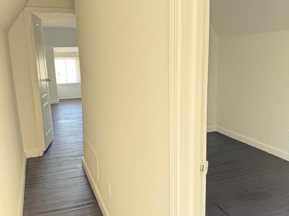 louisville-kentucky-73472682 picture