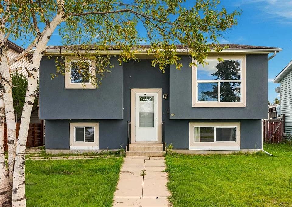1st image of 64 N Castlebrook Rise NE