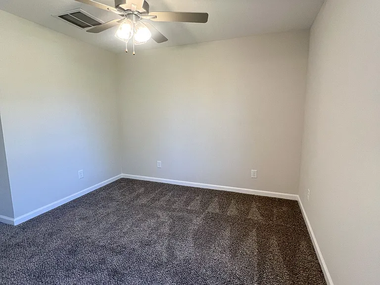 1130 Pembroke Oak Grove Rd — Photo 12