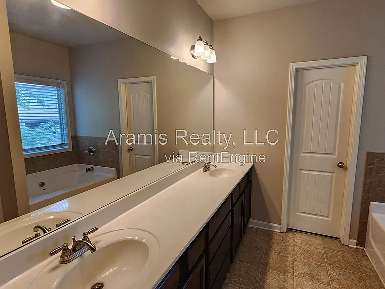 5258 Cactus Cove Ln — Photo 9
