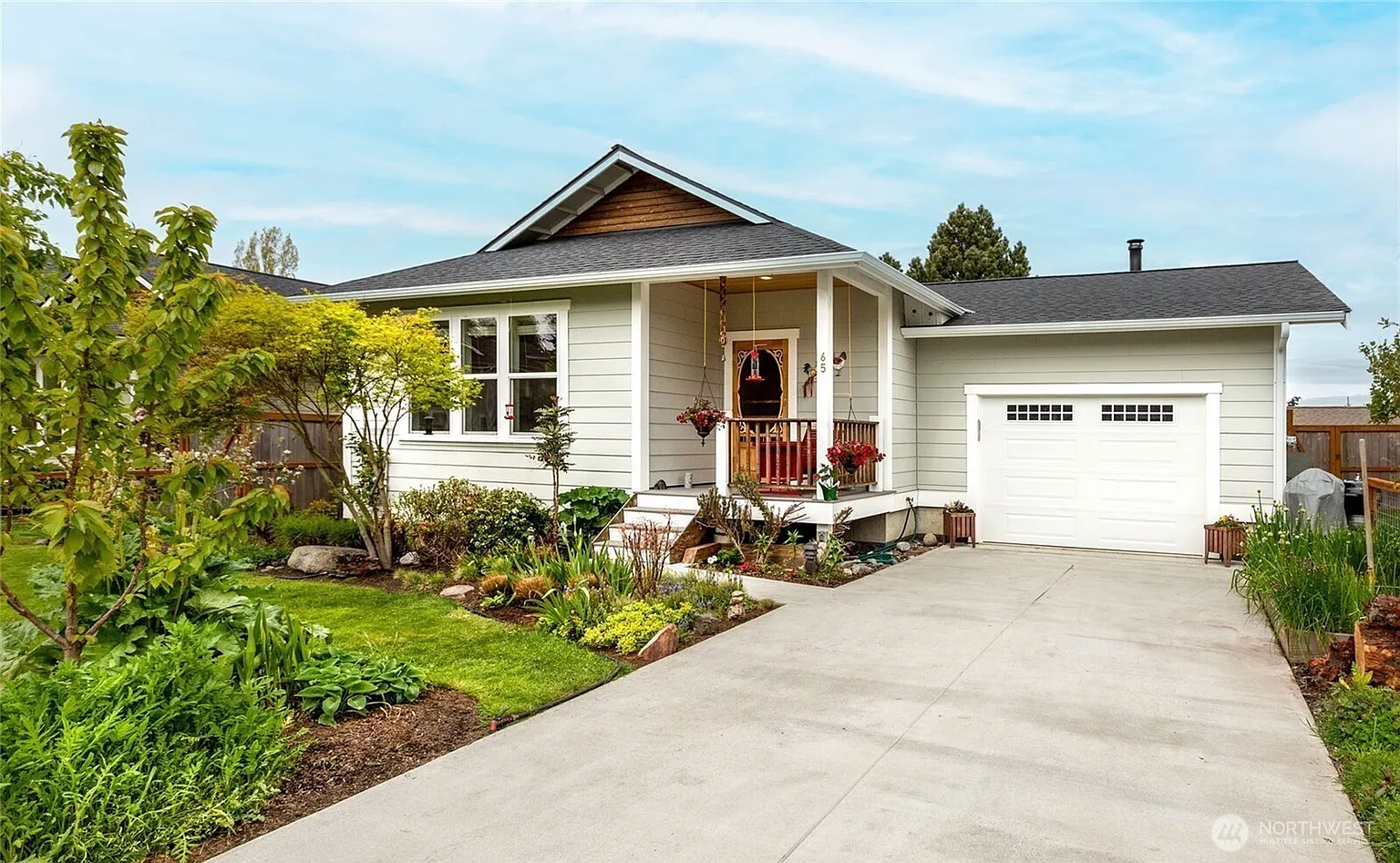 65 Gerard Lane photo 1