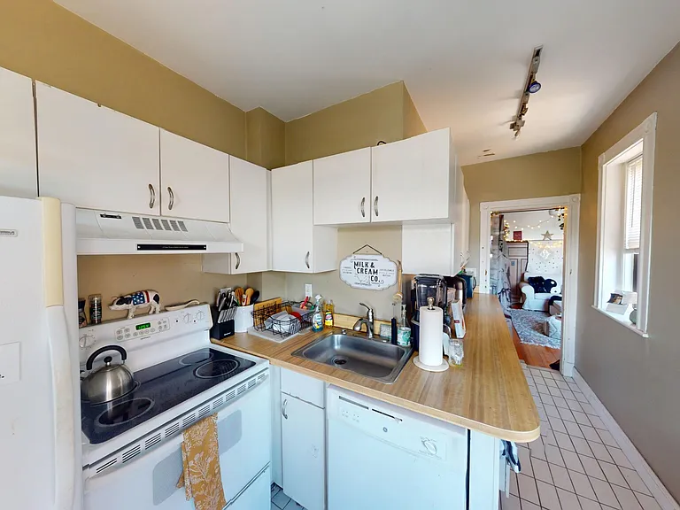 40 Orkney Rd #6 — Photo 3