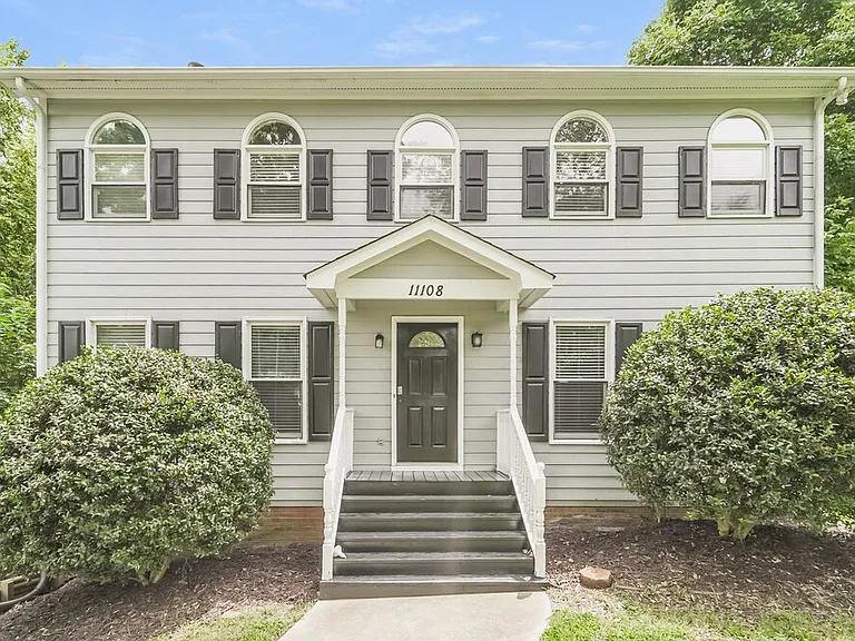 11108 Mallard Crossing Dr — Photo 1