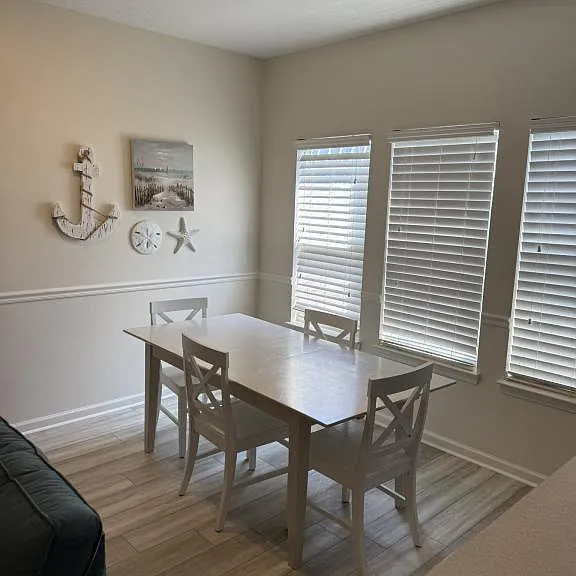 7908 Sunset Ave — Photo 5