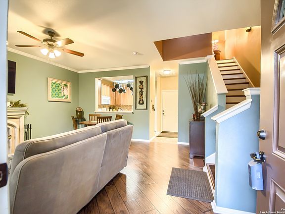 4th image of 2511 Grayson Way
