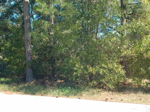 1628 Kauai Ct, Gulf Breeze, FL 32563