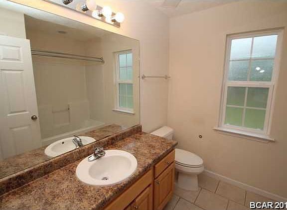 3rd image of 4928 McCall Ln