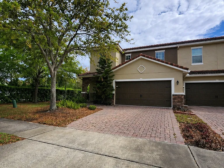 381 White Dogwood Ln — Photo 1