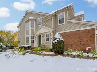 901 McKenzie Station Dr, Lisle, IL 60532