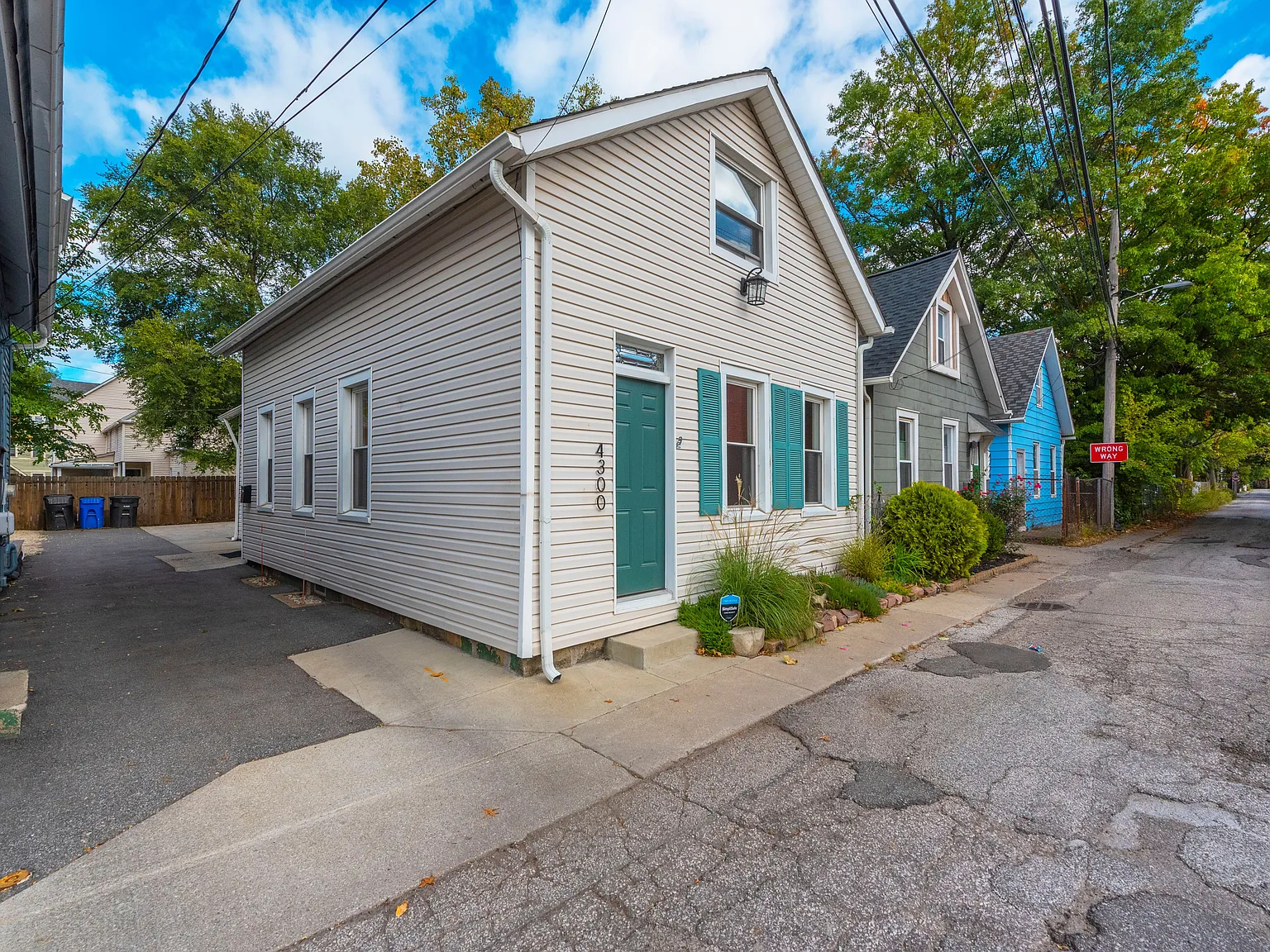4300 Fulton Ct — Photo 1