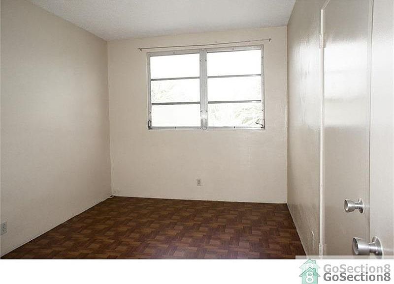 2nd image of 1210 Palm Beach Lakes Blvd APT B1