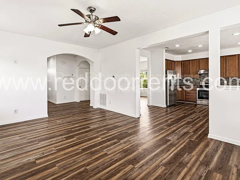 10031 Golden Dr — Photo 14