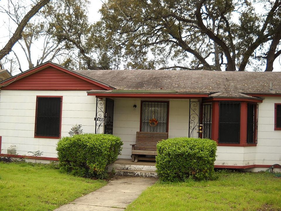 1st image of 1940 Hicks Ave