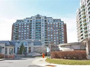 330 Red Maple Rd #PENTHOUSE 8, Richmond Hill, ON L4C 0T6