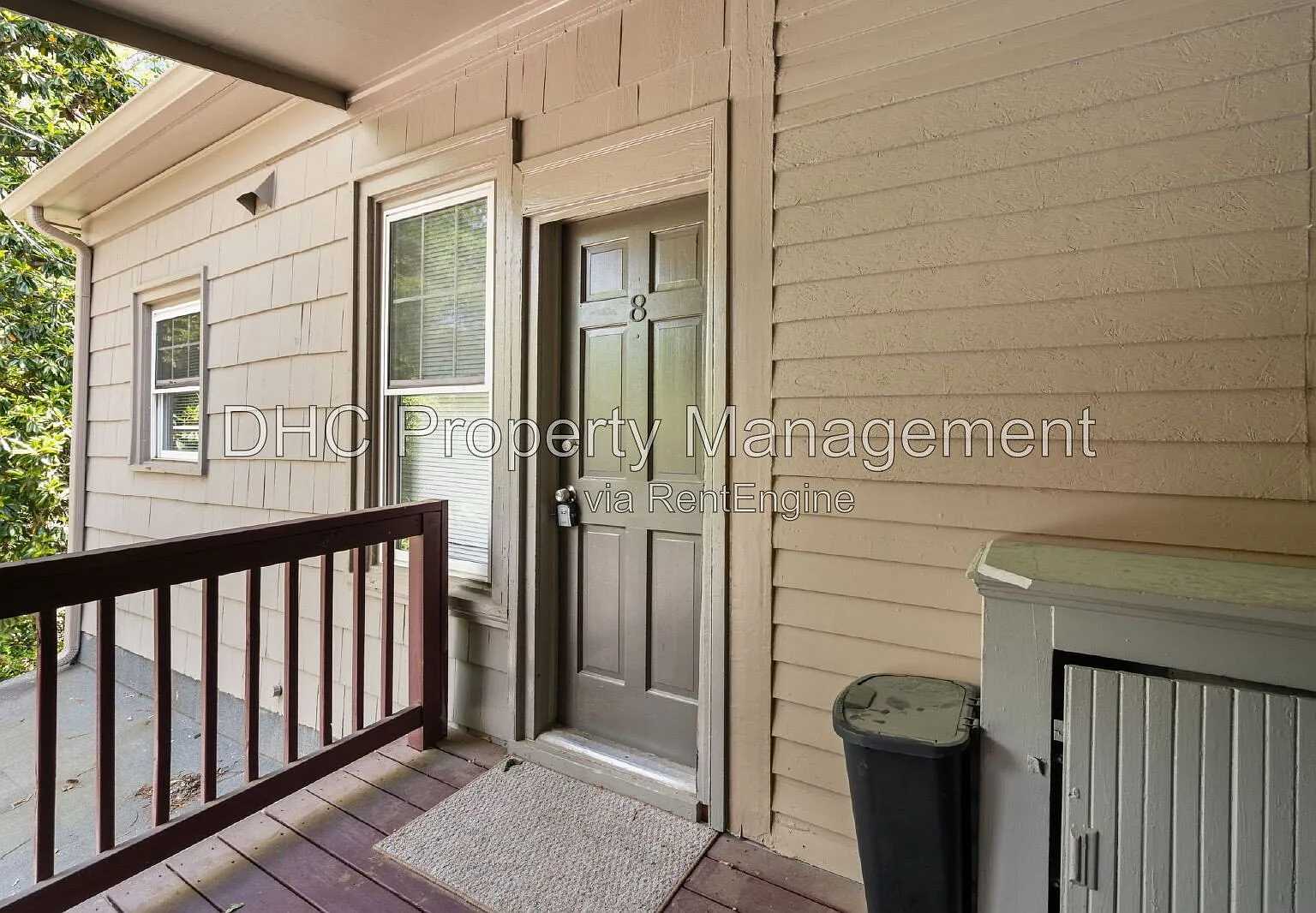 2 bed, 1.0 bath, $1,425 — Photo 3