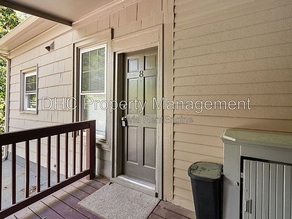 3rd image of 3556 E Main St Unit 8