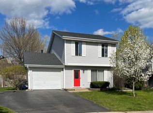 748 Hageman Pl, Naperville, IL 60563