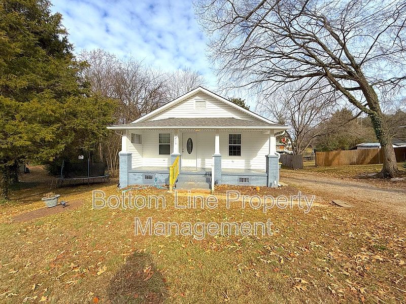1st image of 1215 Milton Ave