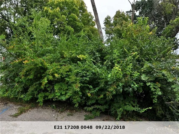 4810 Hamlin Dr, Dayton, OH 45414