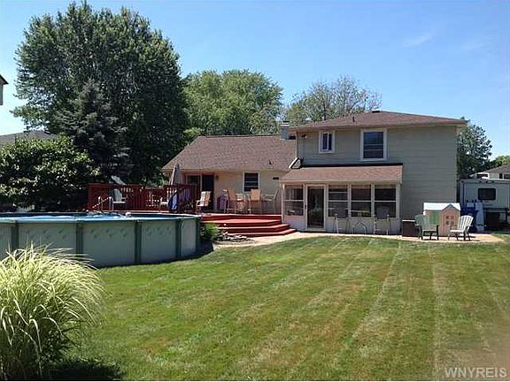 3rd image of 9 Creekview Dr