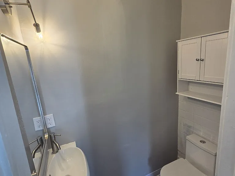 635 Worden St SE — Photo 5
