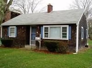 80 Sea St, Hyannis, MA 02601