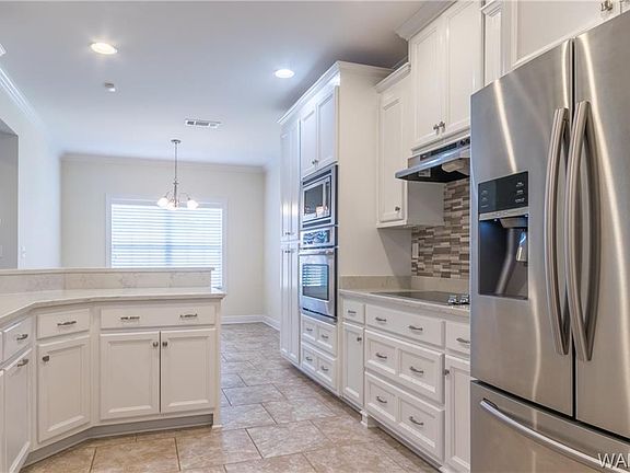 4th image of 13475 Maple Leaf Cir