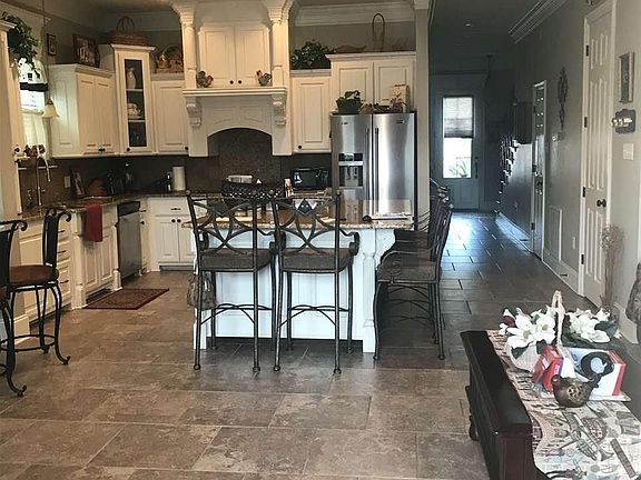 3rd image of 12461 Homeport Dr Ste E