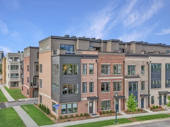 The Cambridge with Elevator Plan, Northside