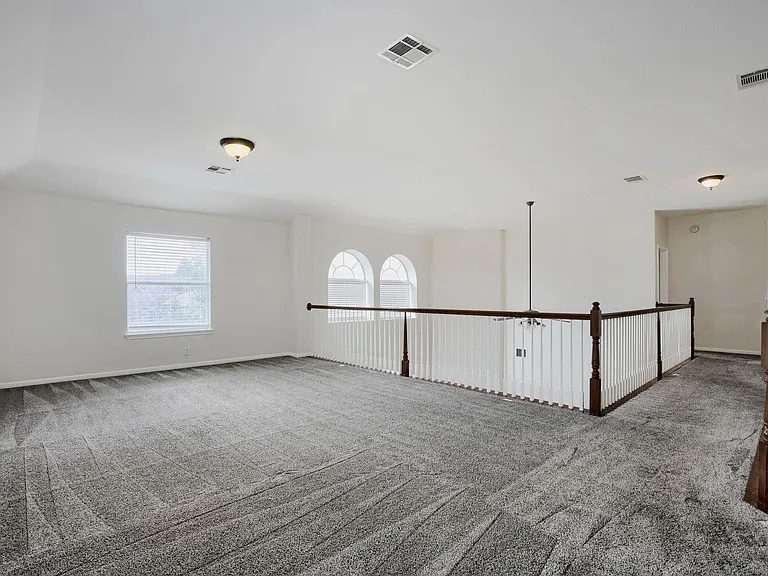 3817 Links Ln — Photo 17