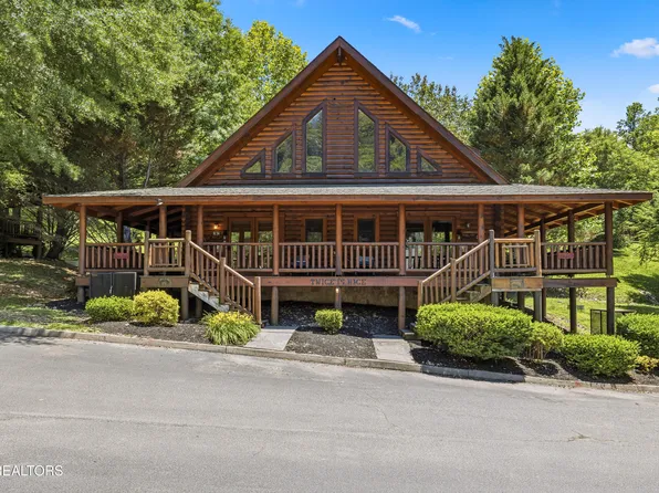3126 Smoky Ridge Way, Sevierville, TN 37862