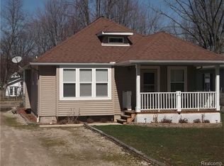 200 Elmwood Ave, East China, MI