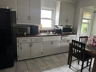 4th image of 4449 N Teutonia AVENUE