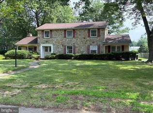 8 Colonial Dr, Clarksboro, NJ 08020