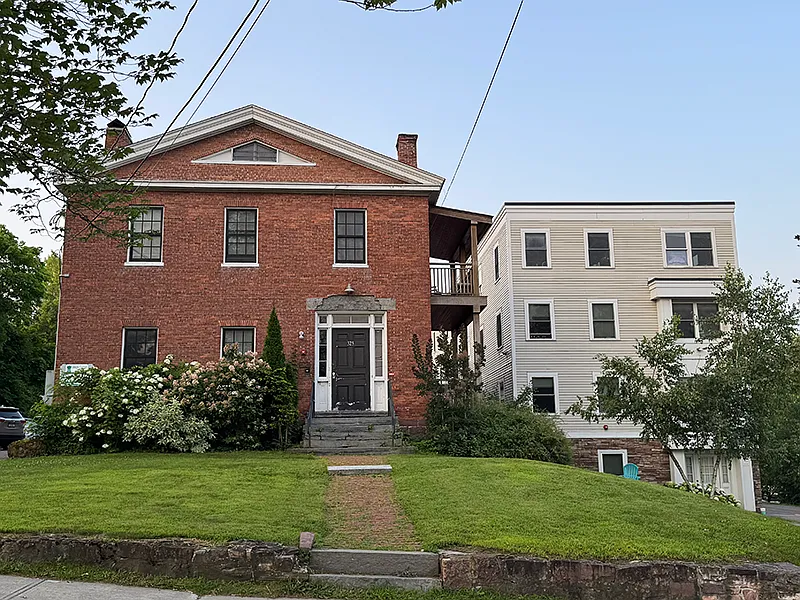 4 bed, 1.0 bath, $4,480 — Photo 1