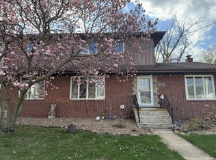 8944 Erie St, Highland, IN 46322