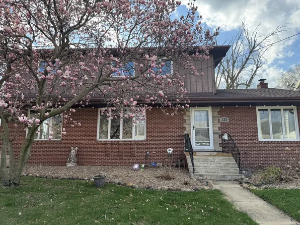 8944 Erie St, Highland, IN 46322