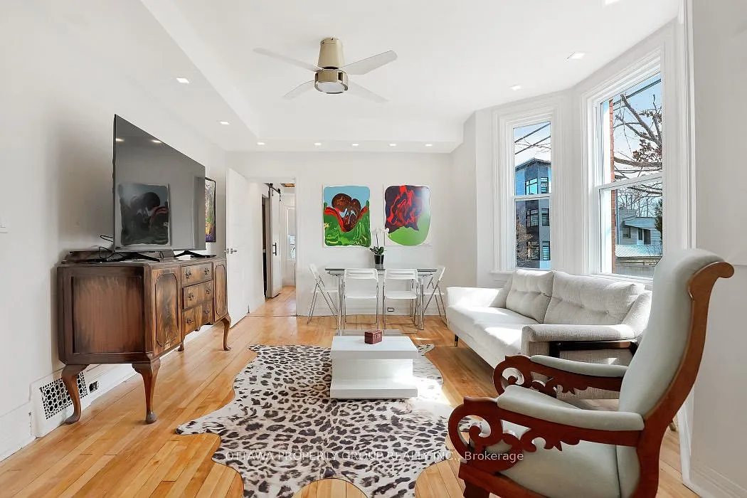 2 bed, $2,950 — Photo 4
